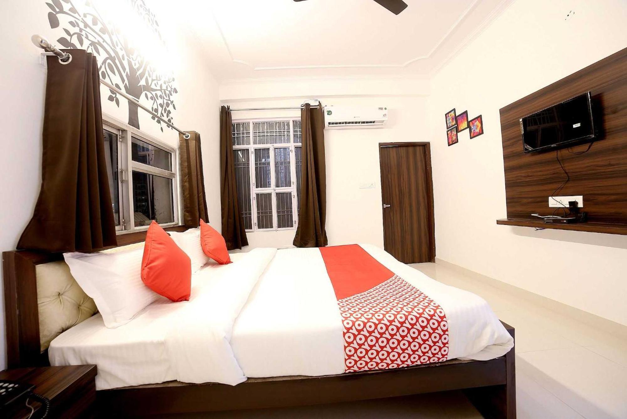 Flagship Hotel Crossroads Jaipur Extérieur photo