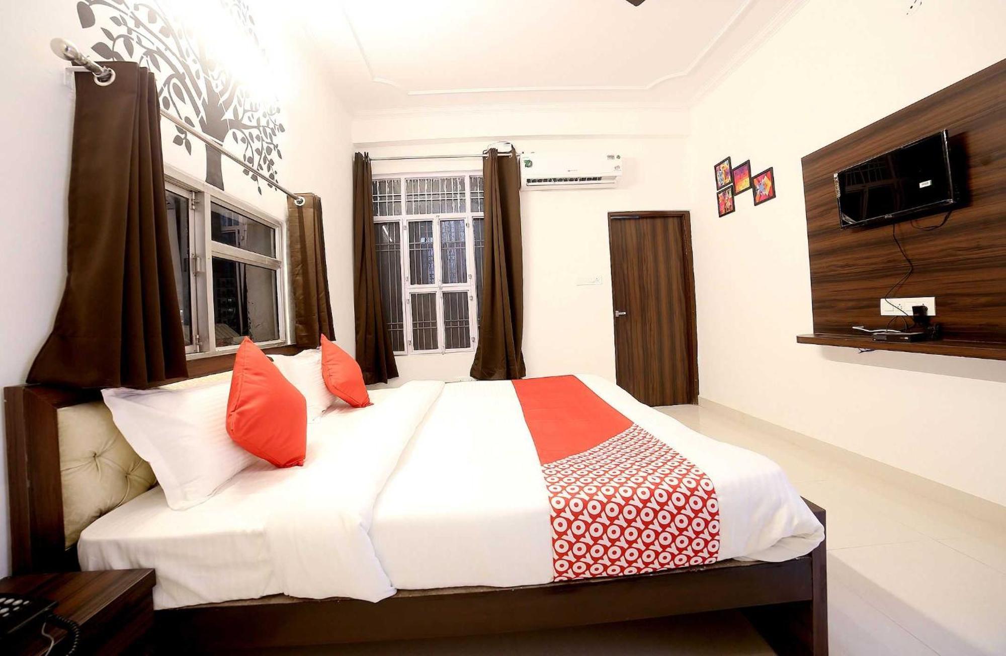 Flagship Hotel Crossroads Jaipur Extérieur photo